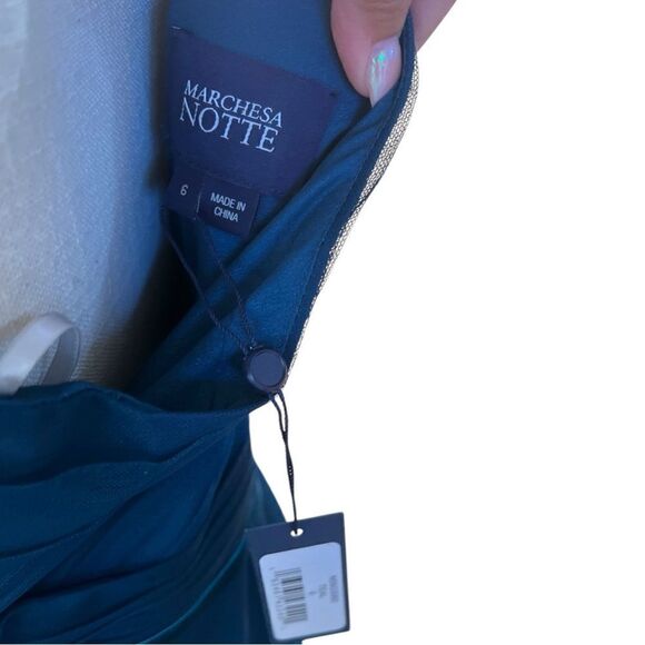Marchesa Notte NWT $637 Ombré Mermaid Gown in Teal Size 6 - Picture 7 of 10
